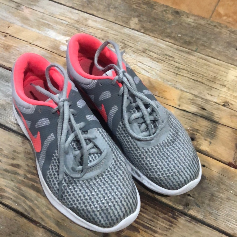 NIKE Tenni Shoes